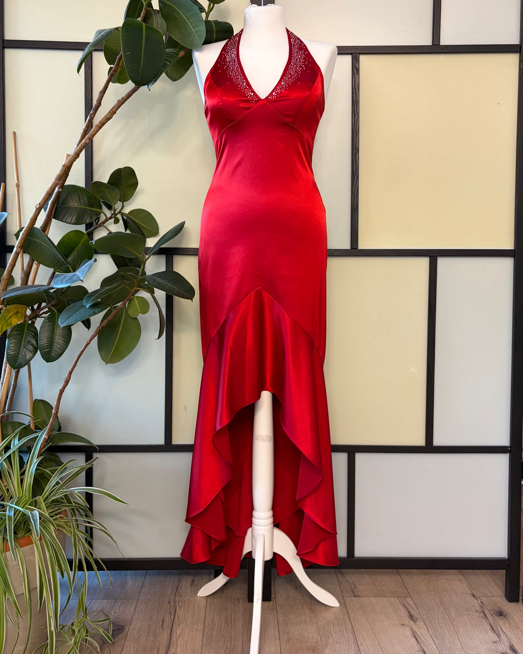 Red shimmering dress