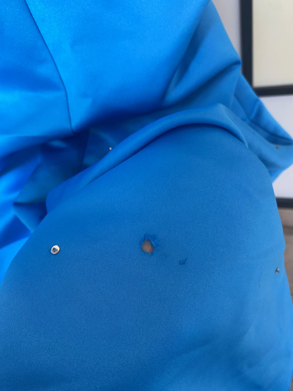 Niebieska suknia maxi