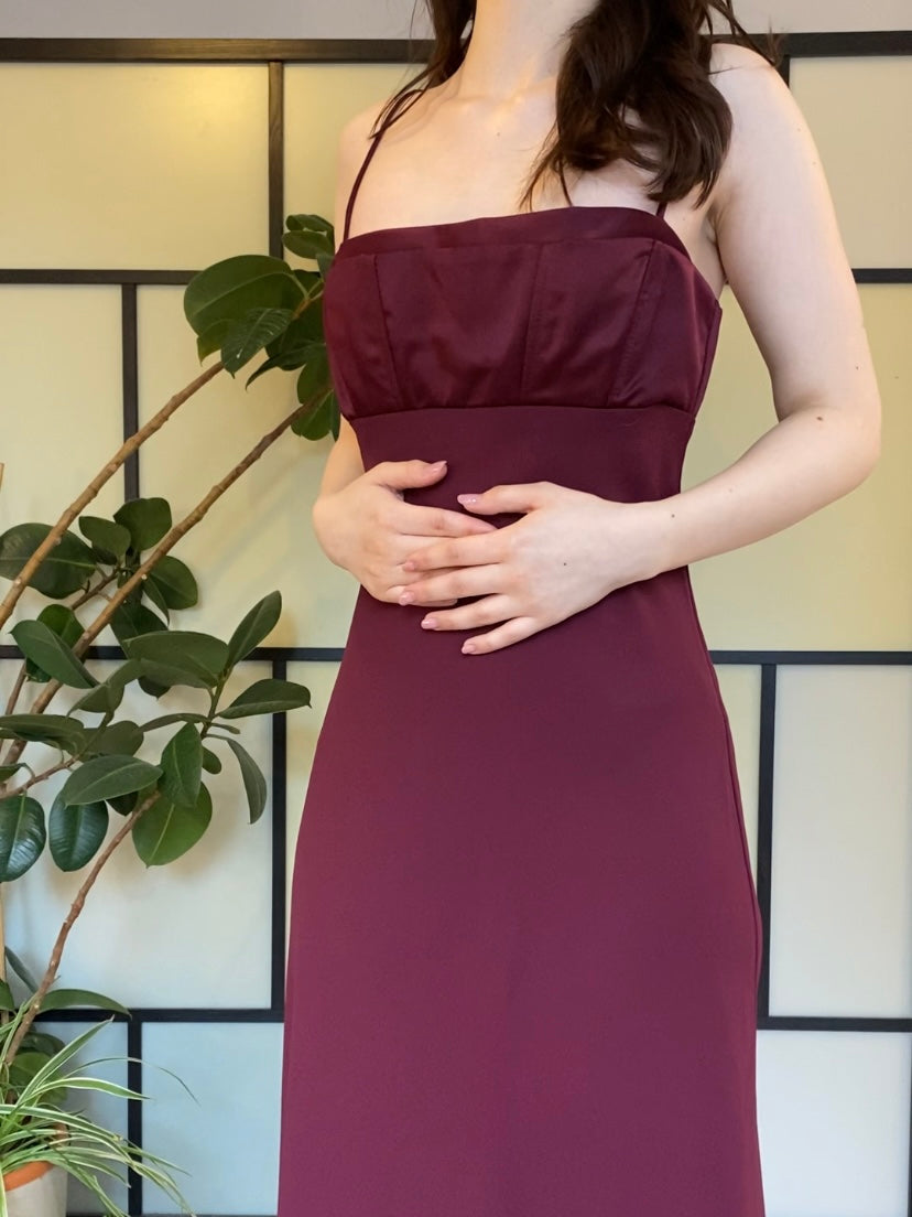 Bordowa suknia empire waist