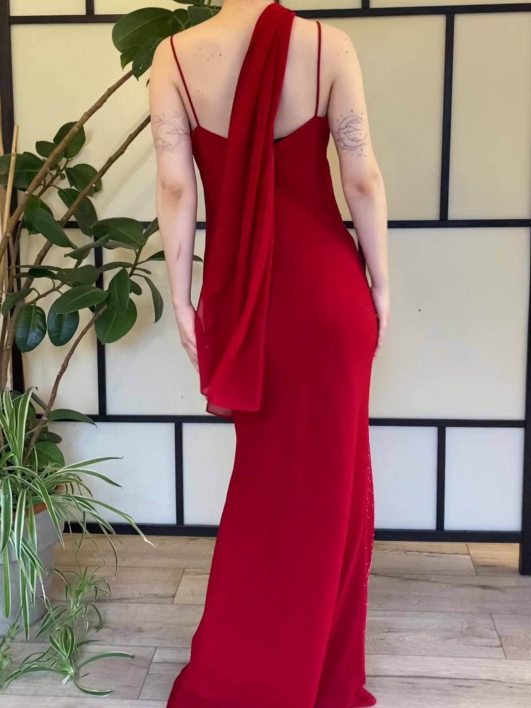 Red dress with a shawl