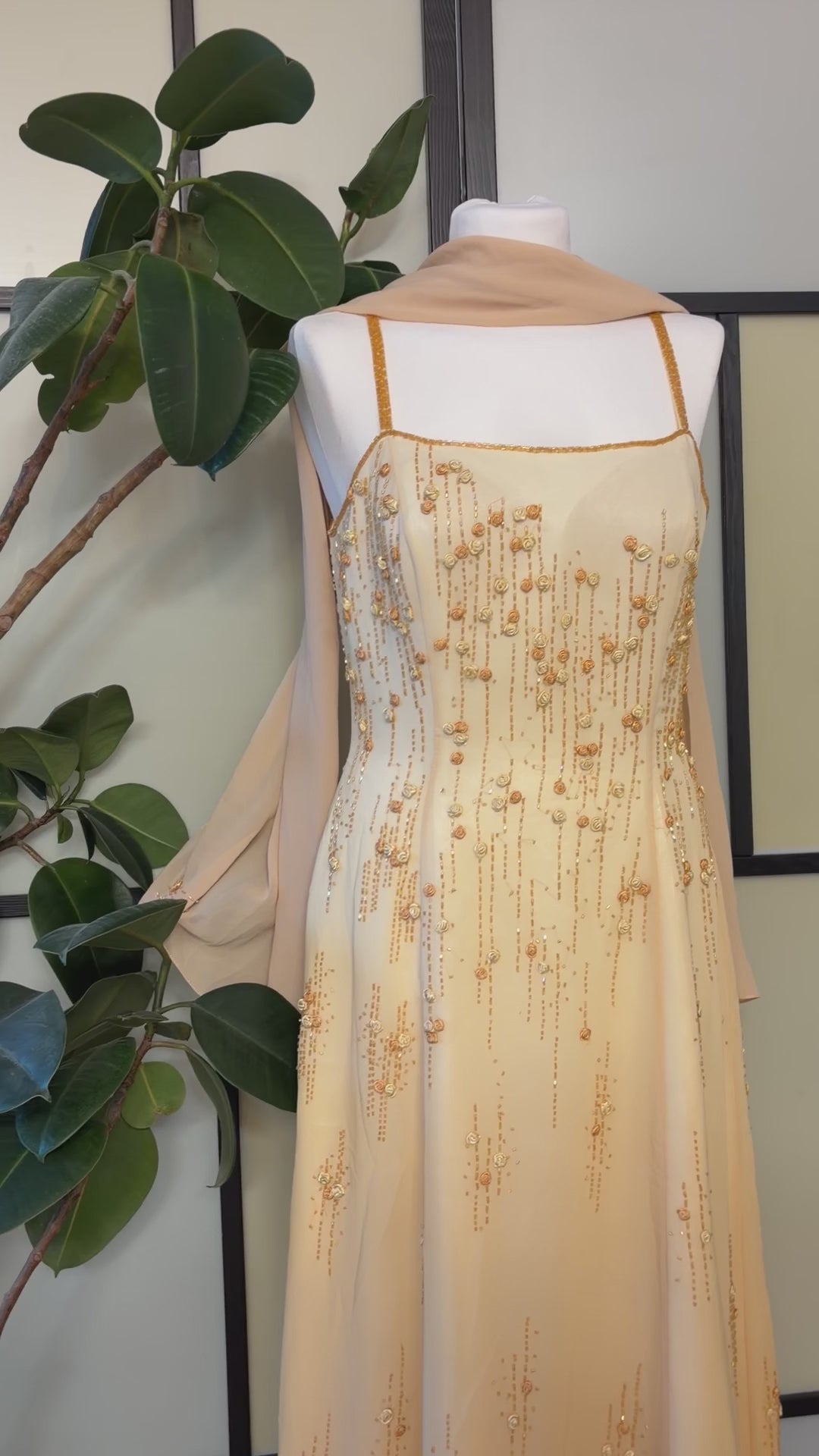 Yellow gown with a gradient