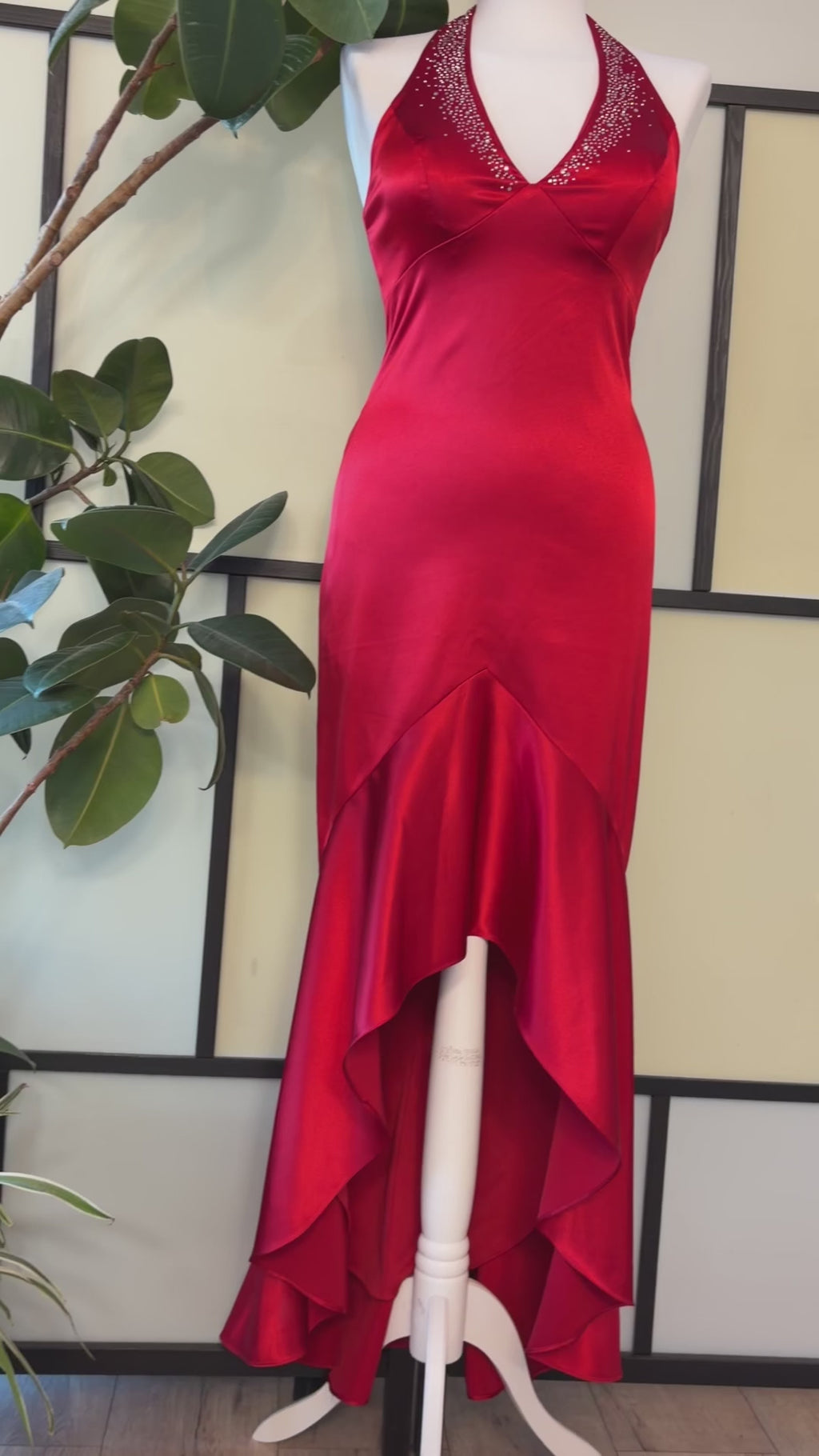 Red shimmering dress